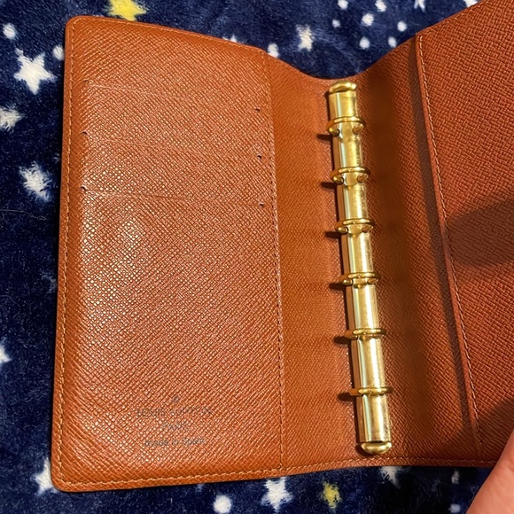 Louis Vuitton Monogram PM Agenda - Picture 10 of 15